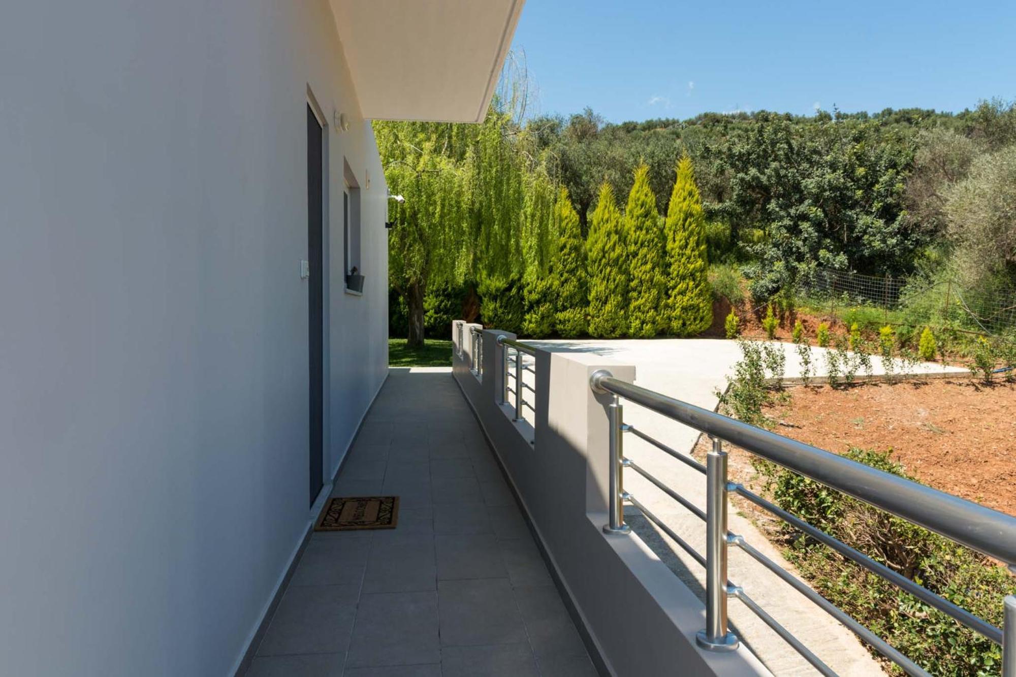 Liofyto House Private Garden Apartment Platanias  Exterior photo